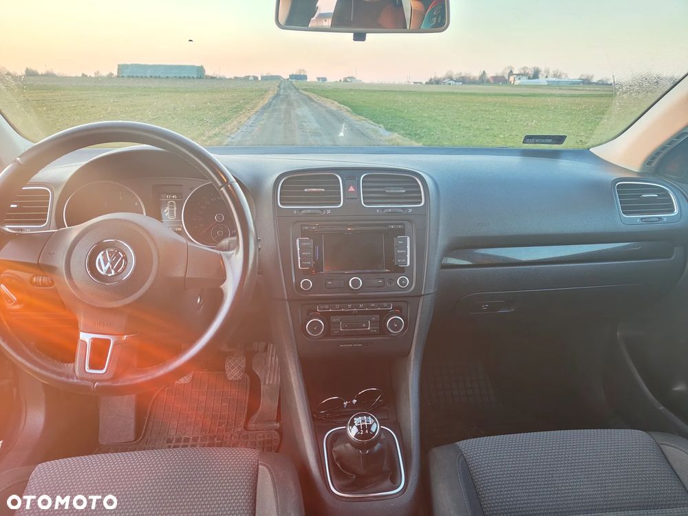 Volkswagen Golf 1.6 TDI Comfortline - 5