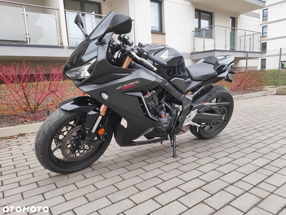 Honda CBR - 12