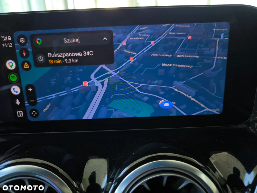 Mercedes-Benz GLB 200 AMG Line 7G-DCT - 28