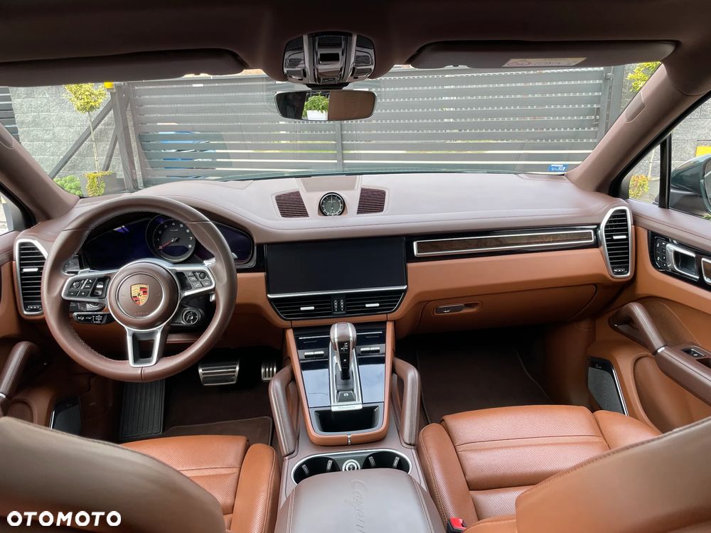 Porsche Cayenne S - 16