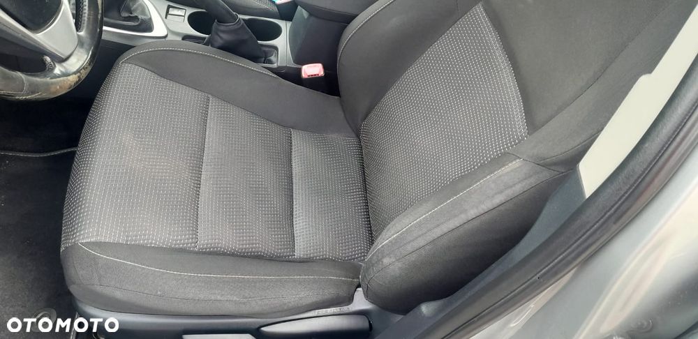 Toyota Auris 2.0 D-4D Life - 10