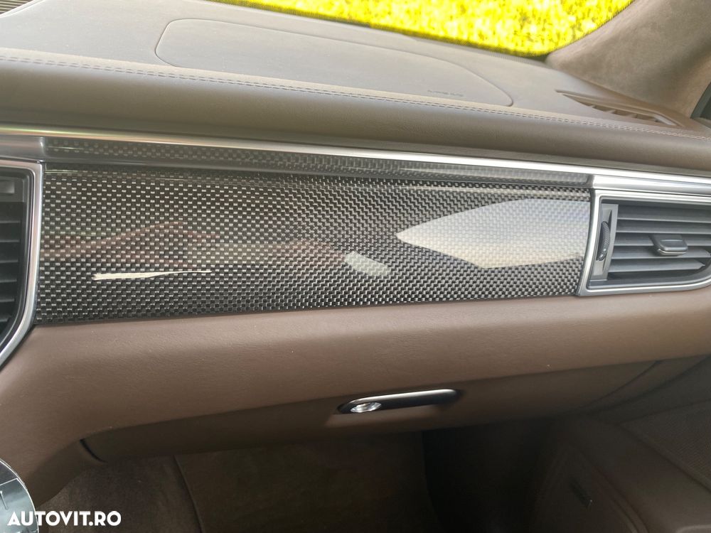 Porsche Macan Turbo PDK mit Performance Paket - 18