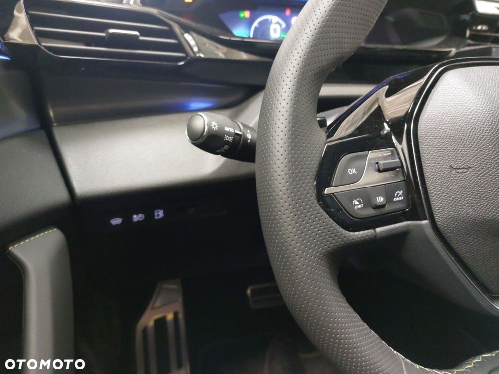 Peugeot 308 - 13