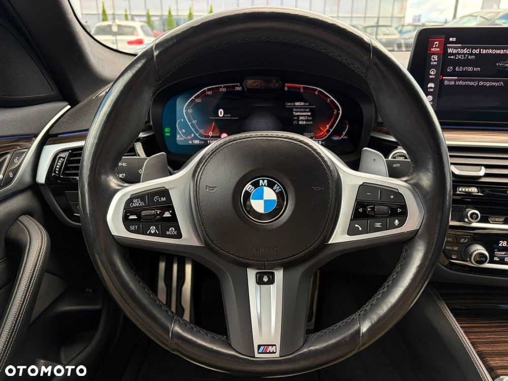 BMW Seria 5 530d xDrive mHEV M Sport sport - 17