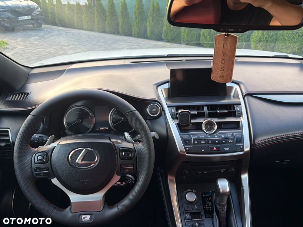Lexus NX 200t F Sport AWD - 9