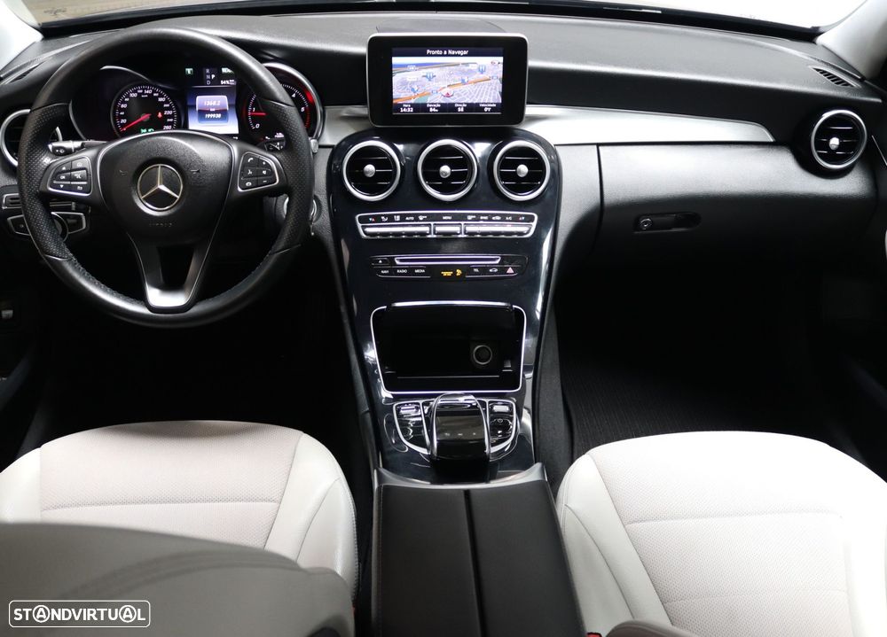Mercedes-Benz C 300 de Avantgarde - 26