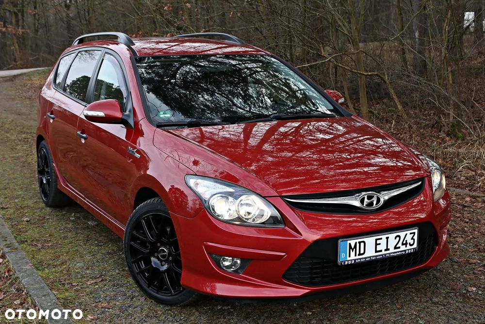 Hyundai i30 blue Kombi 1.6 CRDi Trend - 18