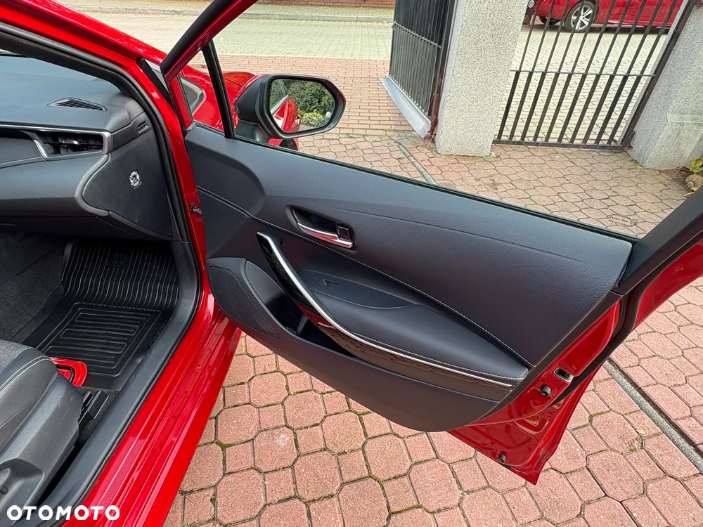 Toyota Corolla 1.8 Hybrid Business Edition - 11