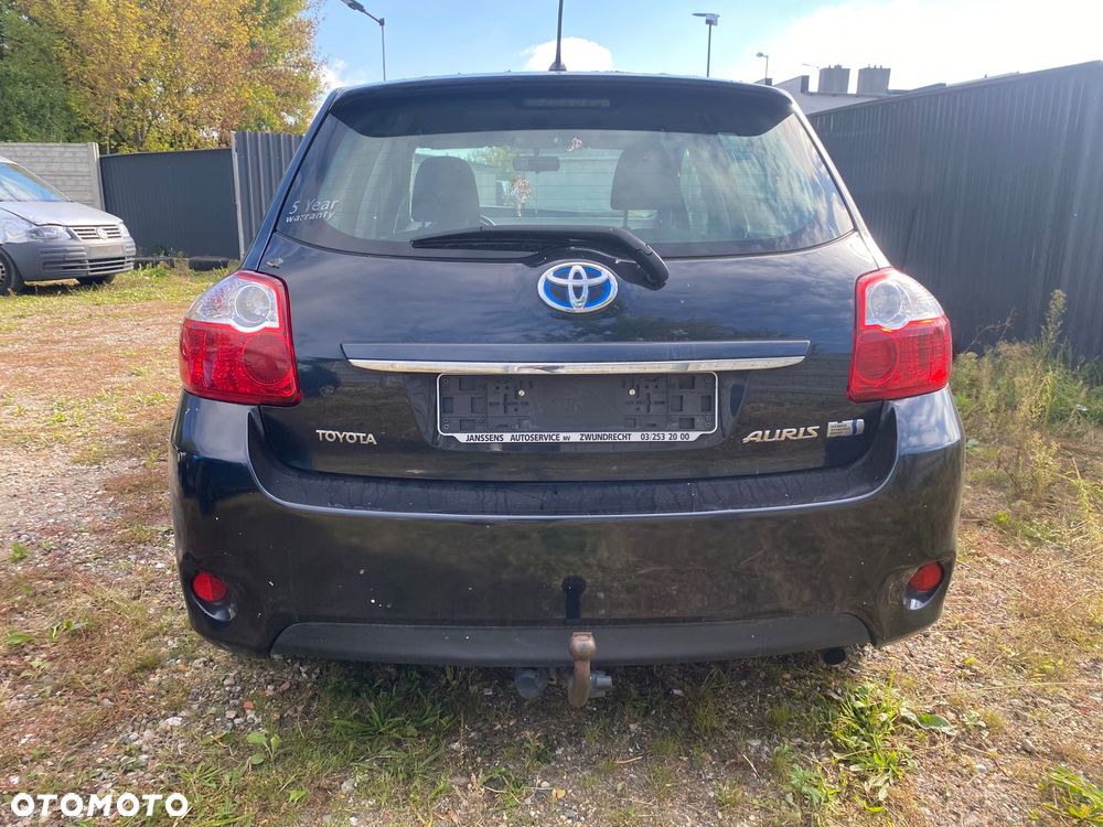 Toyota Auris 1.8 HSD Luna - 8