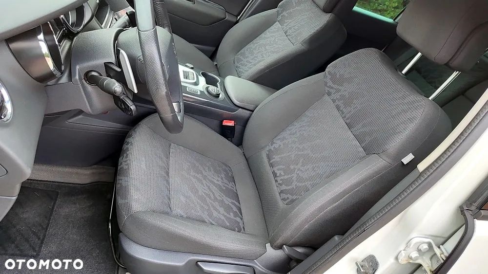 Peugeot 3008 2.0 HDi Allure - 26