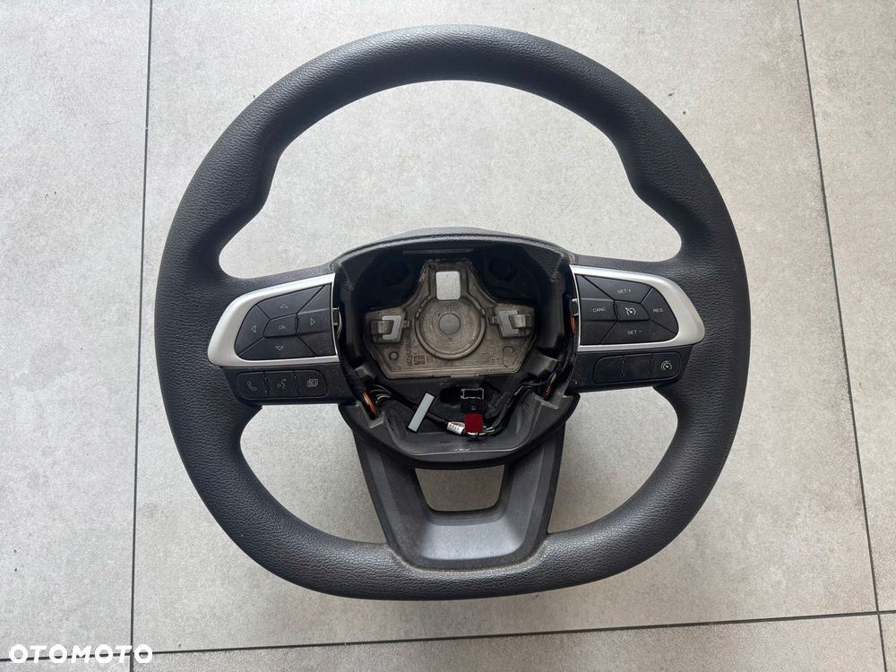 Iveco Daily 50C16 3,0HPI 22-25r kierownica - 2