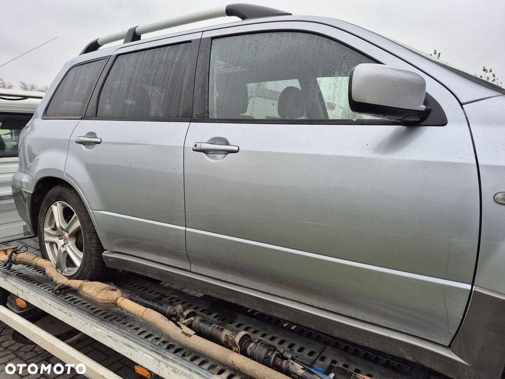 Drzwi mitsubishi Outlander I kolor a31 zderzak klapa maska lusterko - 5