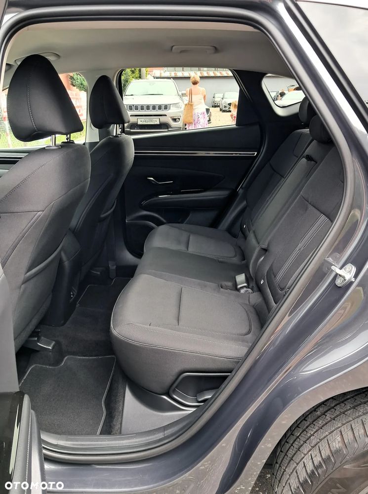 Hyundai Tucson 1.6 CRDi 48V-Hybrid 2WD DCT Select - 12