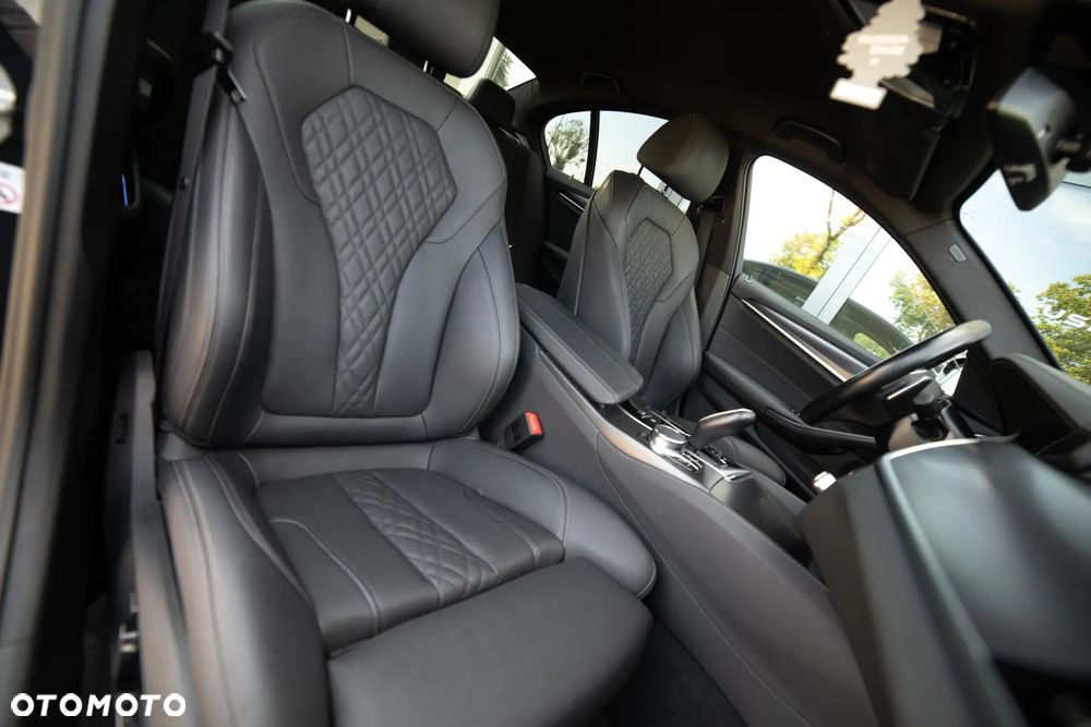 BMW Seria 5 520d M Sport sport - 27