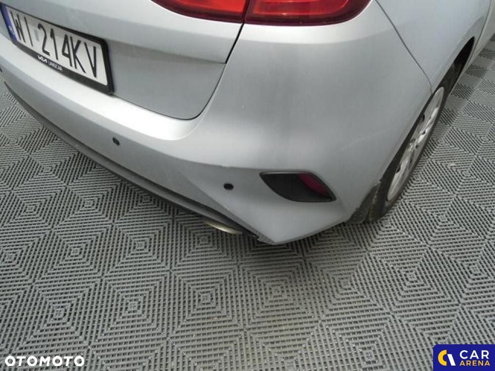 Kia Ceed - 31