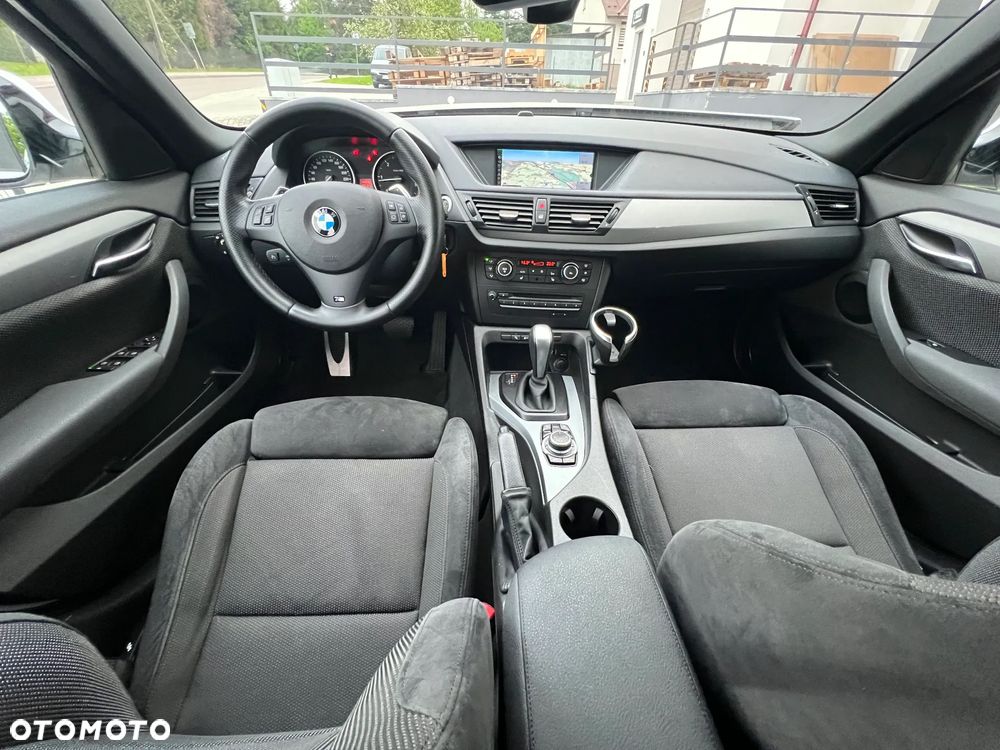 BMW X1 xDrive20d - 11