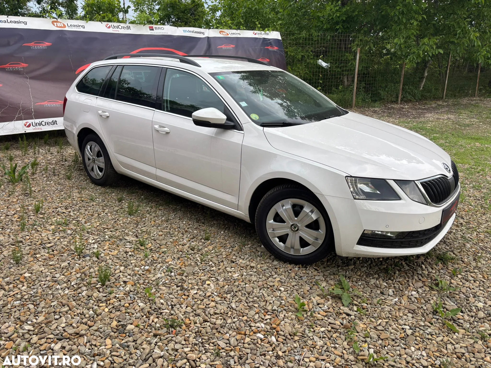 Skoda Octavia - 4