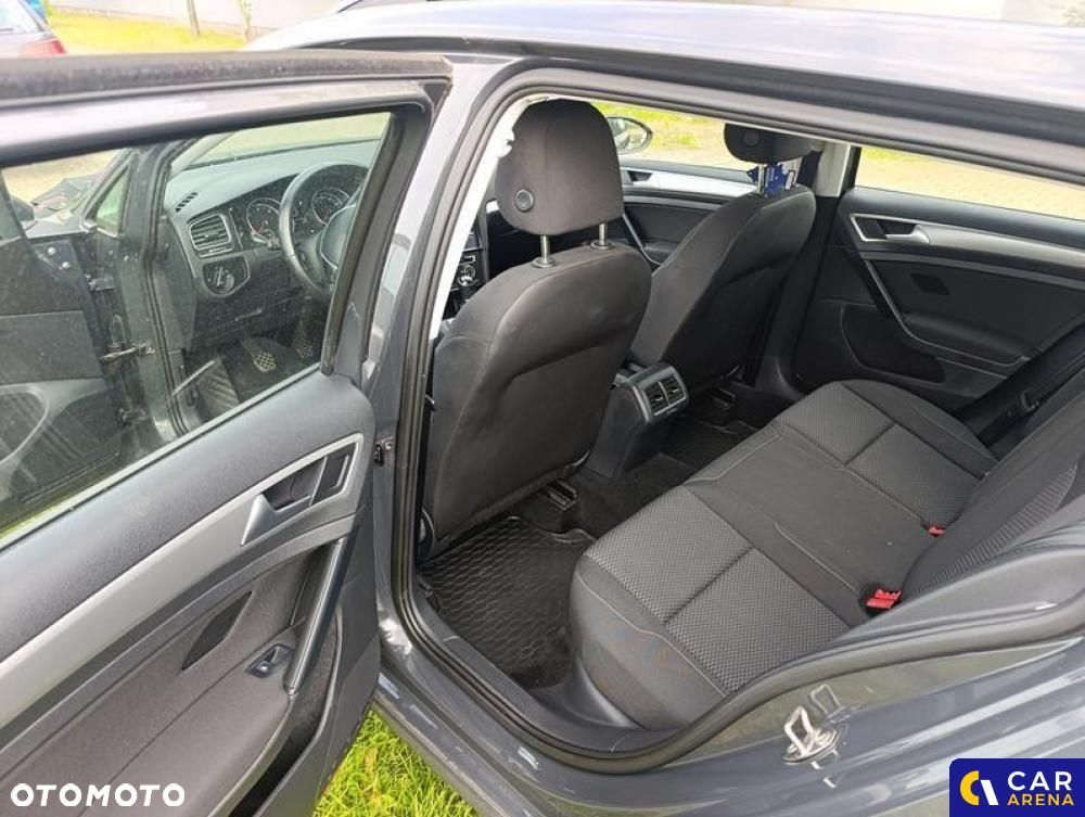 Volkswagen Golf - 12