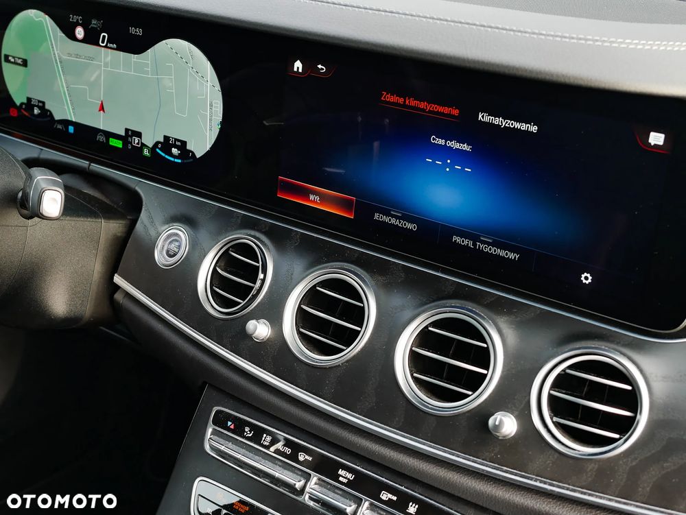 Mercedes-Benz Klasa E 300 de 4Matic 9G-TRONIC AMG Line - 22