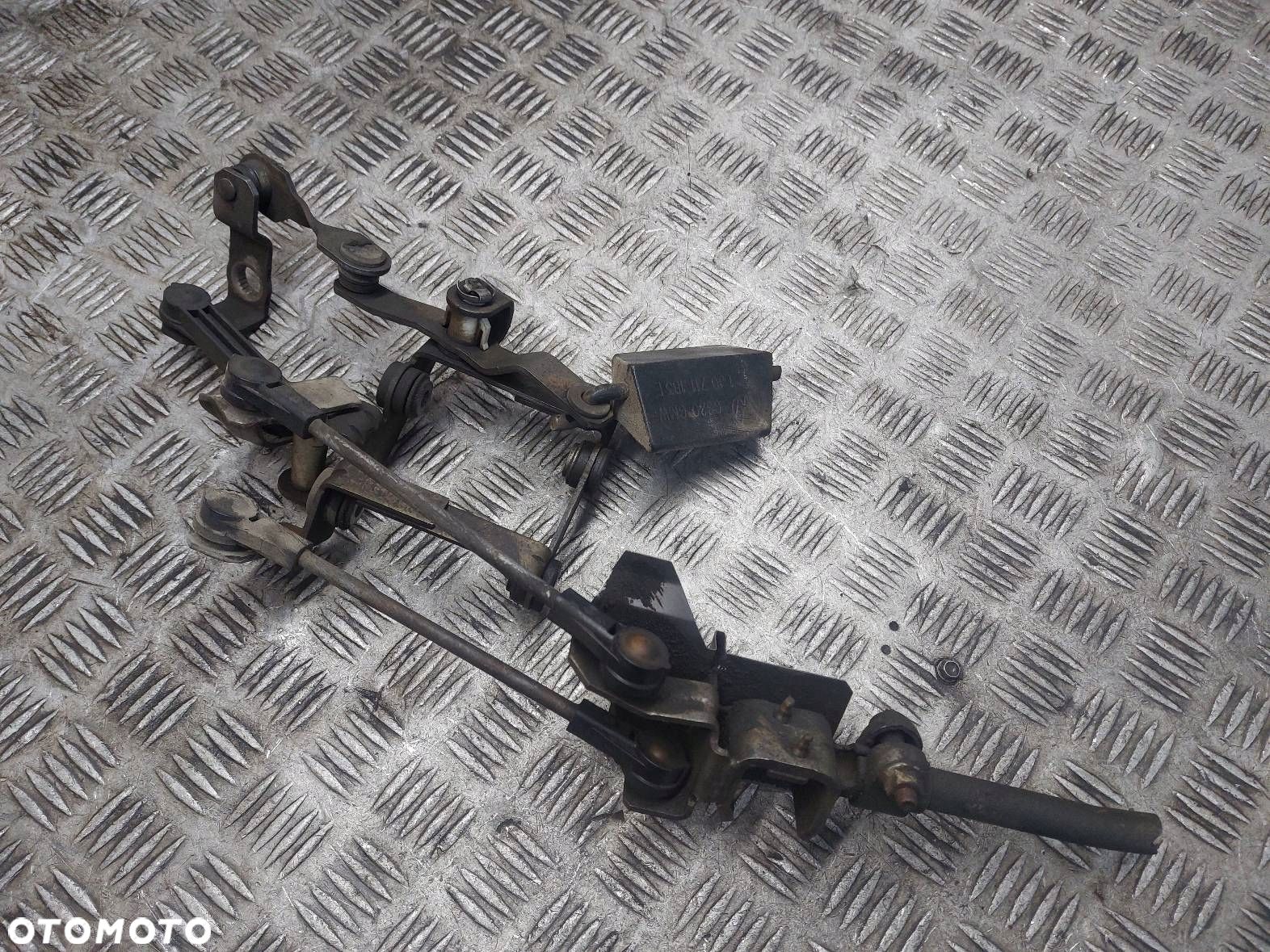 WYBIERAK SKRZYNI BIEGÓW VOLKSWAGEN BORA I 1J0711183E - 1