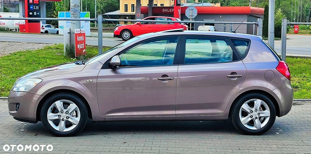 Kia Ceed 1.4 Comfort + - 2