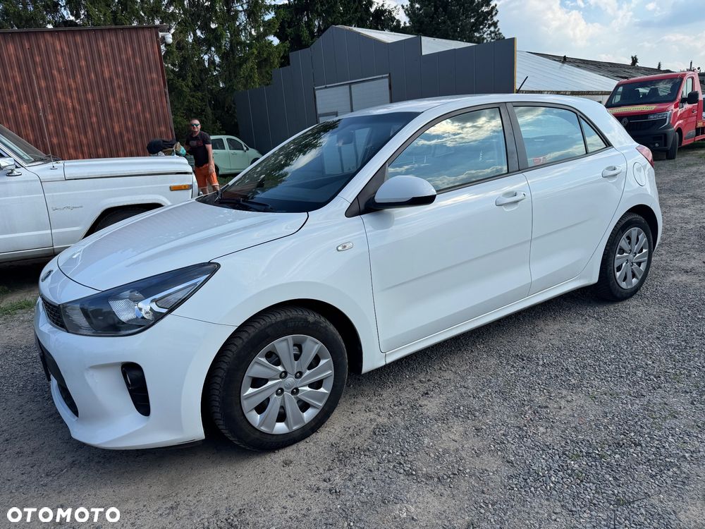 Kia Rio 1.4 crdi M (klm) - 10