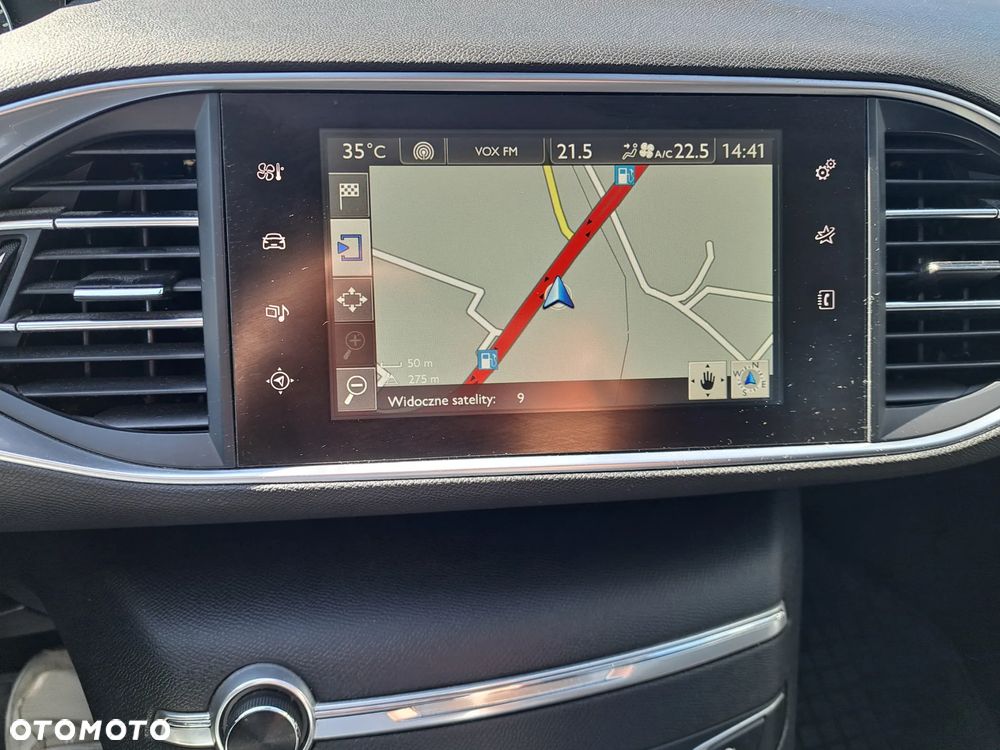 Peugeot 308 1.2 PureTech Allure S&S EAT6 - 8