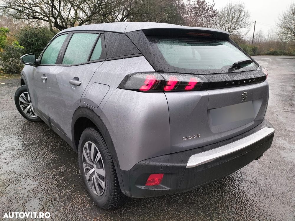 Peugeot 2008 1.5 BlueHDI STT EAT8 Allure - 6