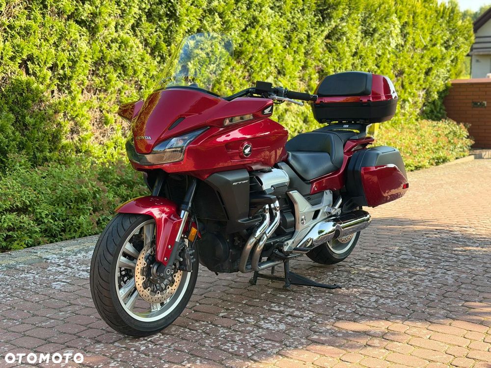 Honda CTX - 1