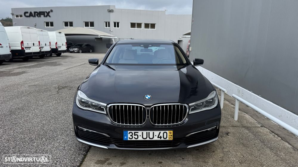 BMW 740 e iPerformance - 20