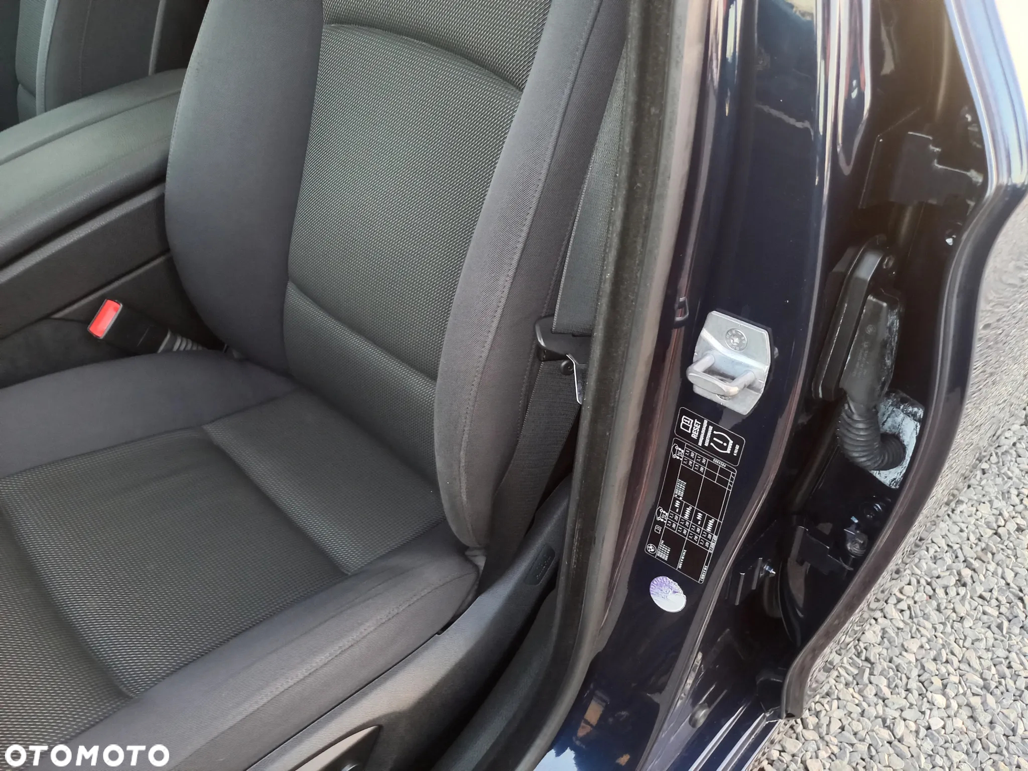 BMW Seria 5 520d Touring - 39