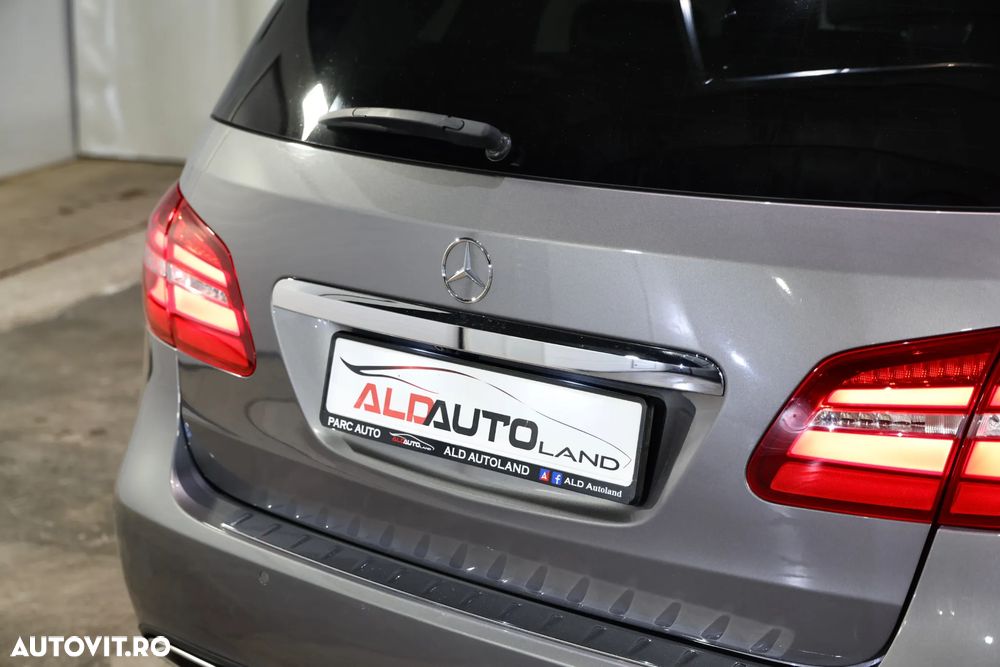 Mercedes-Benz B 180 BlueEfficiency - 30