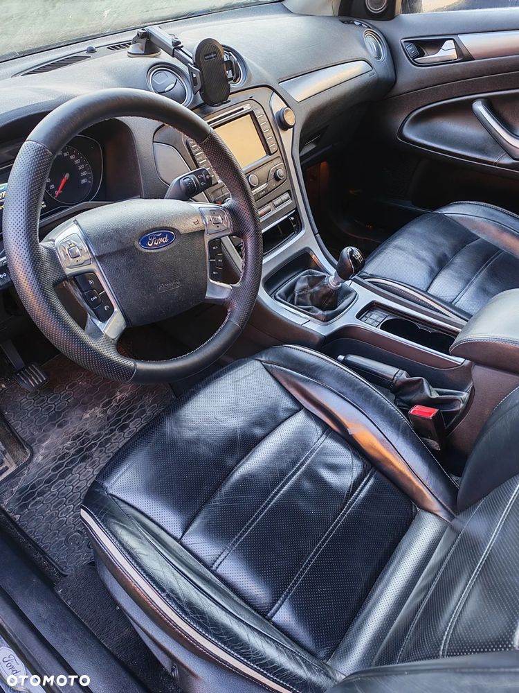 Ford Mondeo 2.0 TDCi Titanium - 12