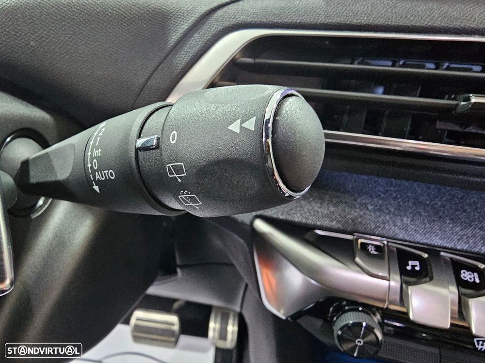 Peugeot 3008 1.5 BlueHDi GT Line EAT8 - 19