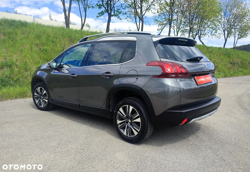 Peugeot 2008 - 11