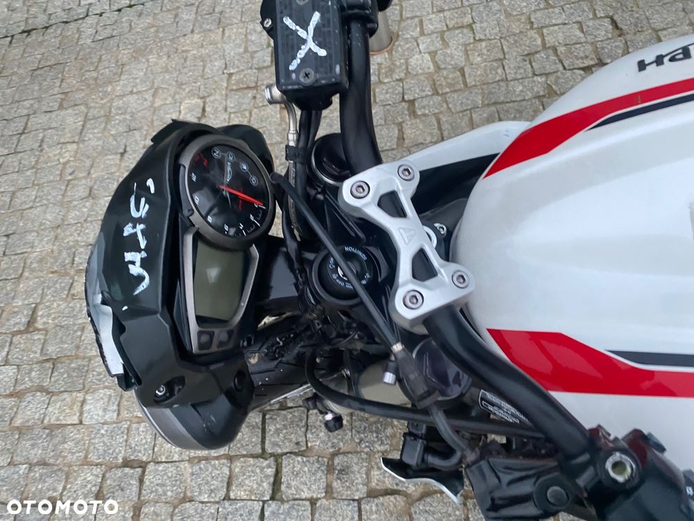 Triumph Street Triple - 5