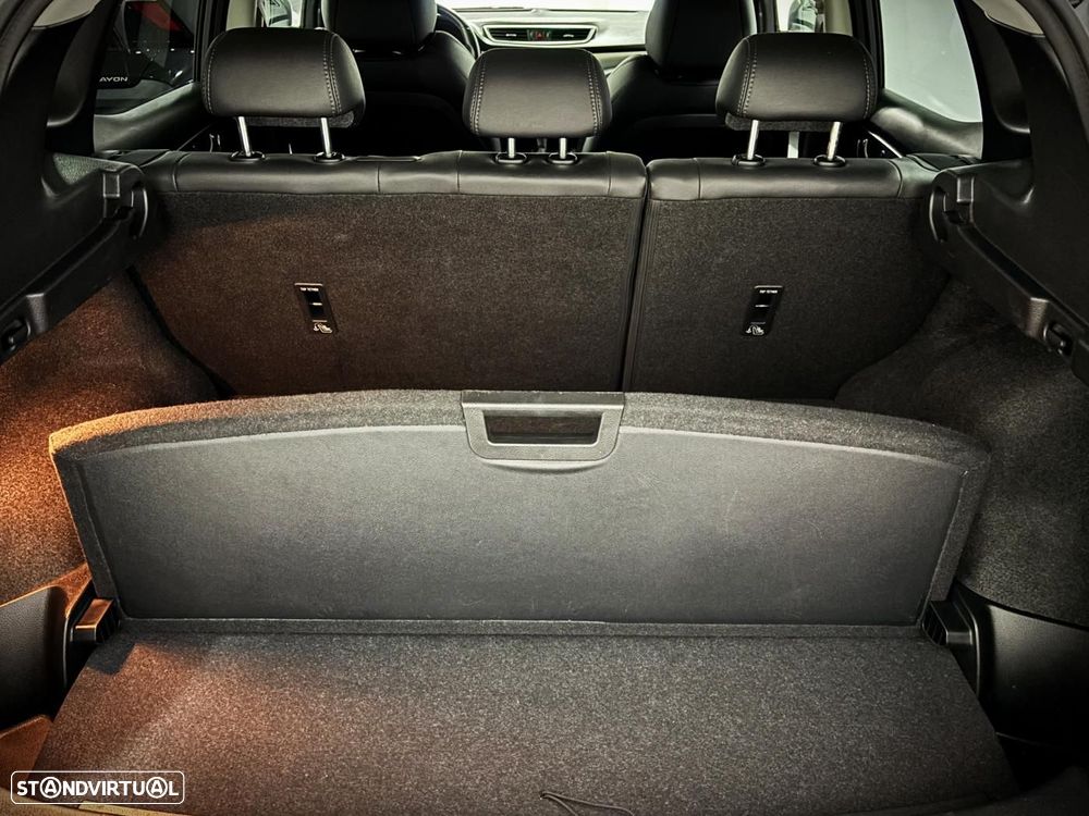 Nissan Qashqai 1.6 dCi Tekna Premium Pele S Alcantara Xtronic - 40