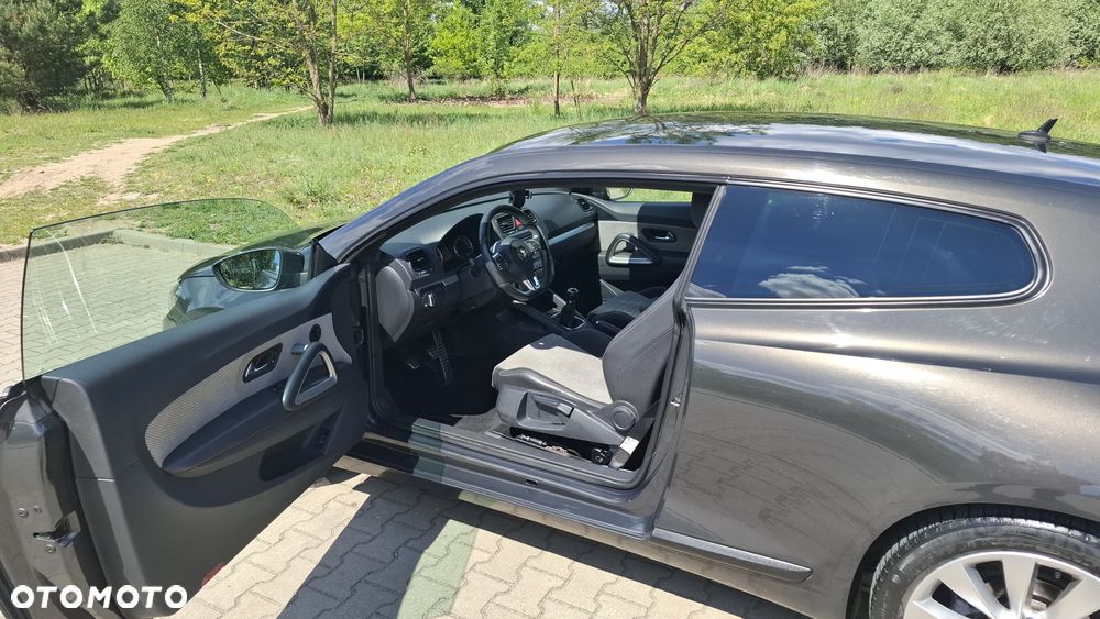 Volkswagen Scirocco 1.4 TSI Shark - 24