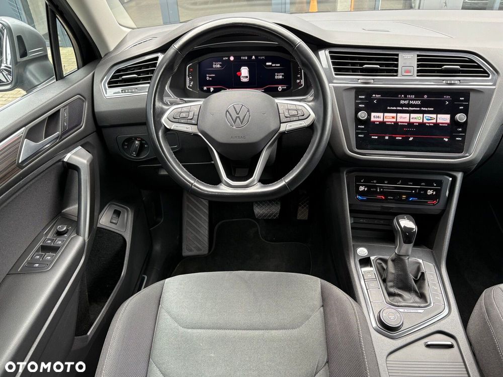 Volkswagen Tiguan - 12