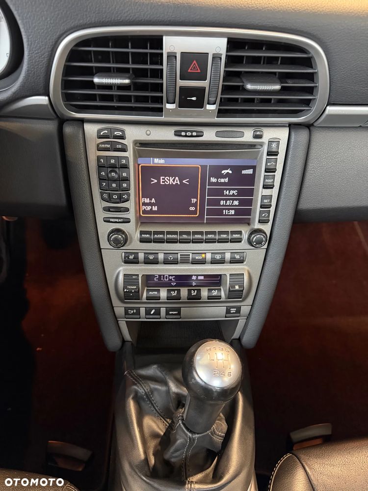 Porsche 911 Carrera S - 21