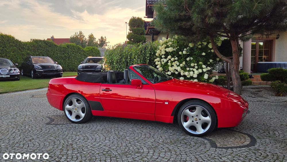 Porsche 944 - 33