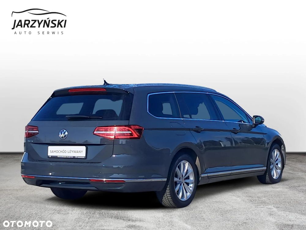 Volkswagen Passat - 5