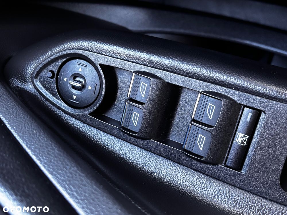 Ford Kuga 2.0 TDCi 4x4 Individual - 22