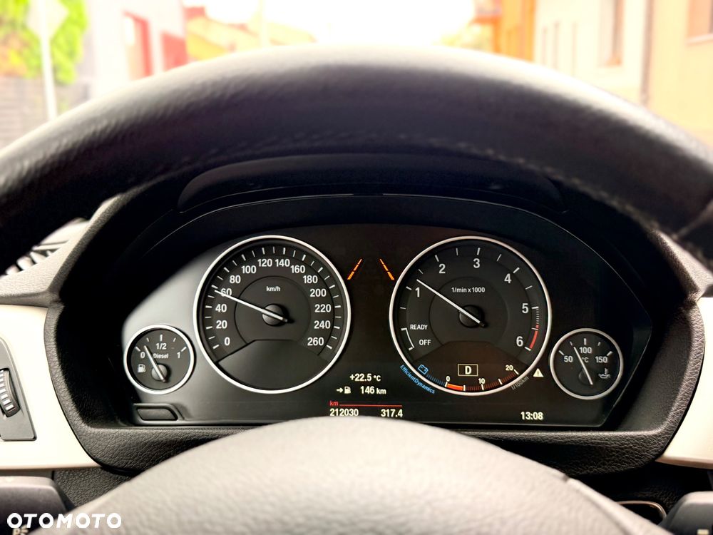 BMW Seria 3 320d - 29