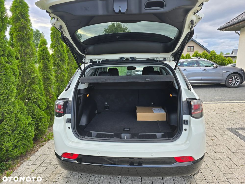 Jeep Compass 1.3 T4 4xe Automatik Limited - 7