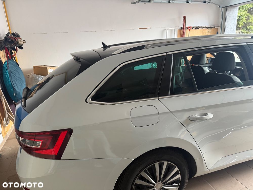 Skoda Superb 2.0 TDI 4x4 Ambition DSG - 6