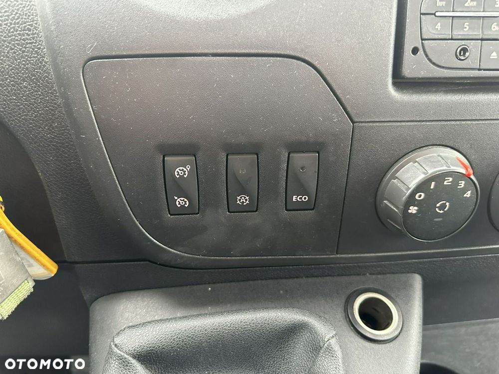 Renault Master - 20
