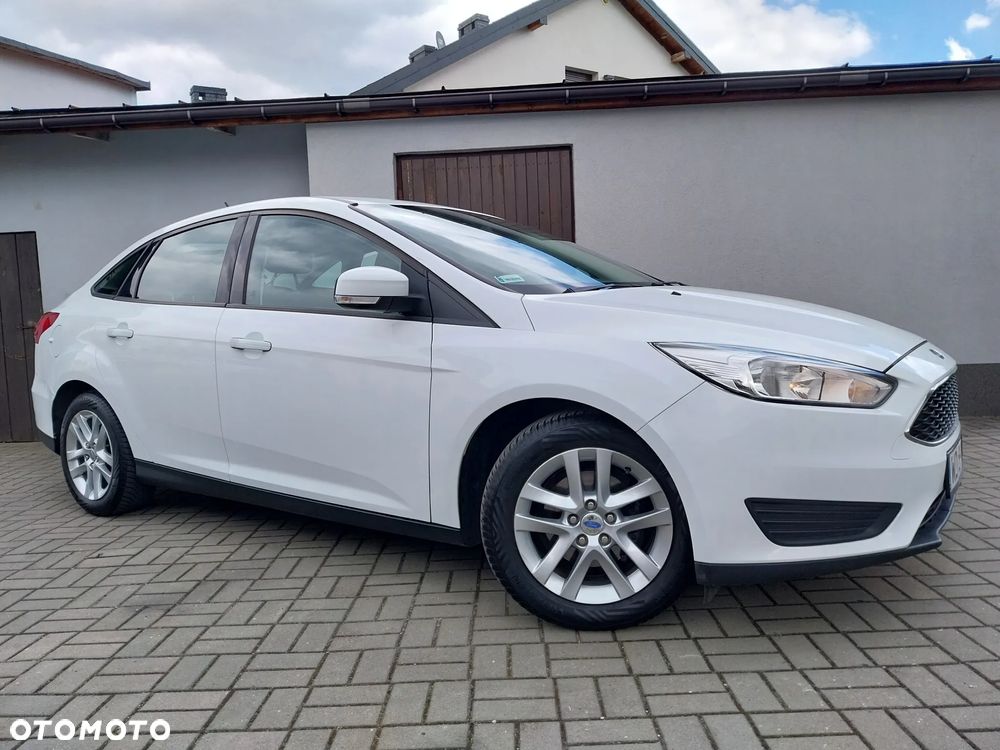 Ford Focus 1.6 Trend - 23