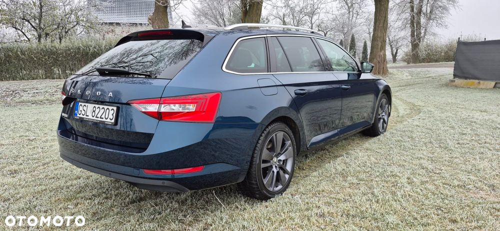 Skoda Superb 2.0 TDI SCR Ambition DSG - 4