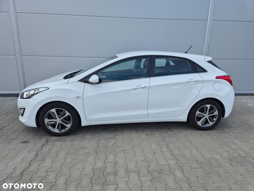 Hyundai i30 1.4 Passion - 14